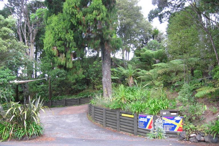 Photo of property in 69 Tanekaha Road, Titirangi, Auckland, 0604