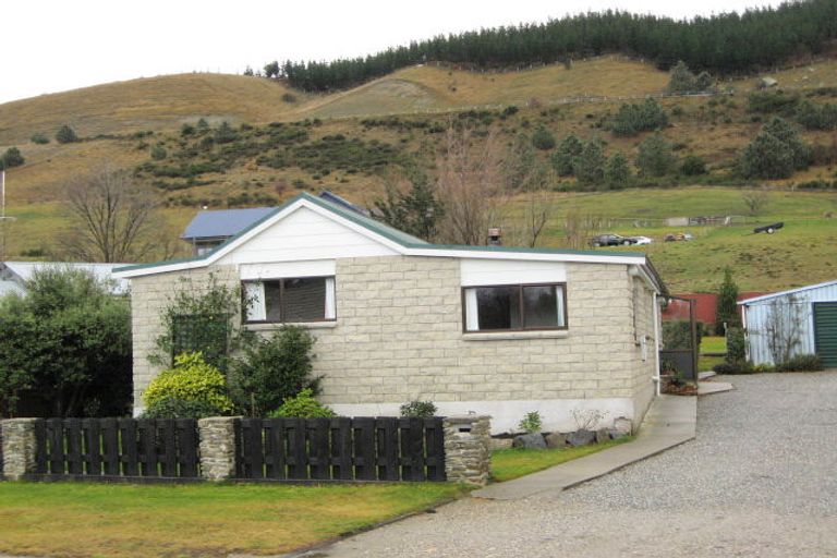 Photo of property in 52 Hazlett Street, Clyde, 9330
