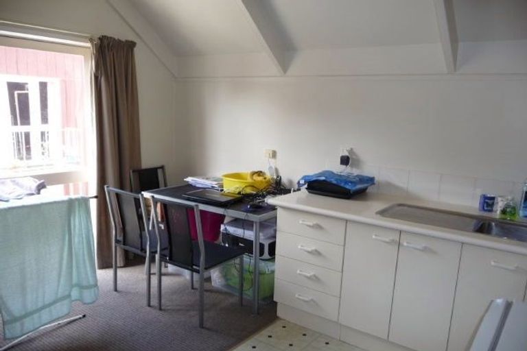 Photo of property in 24-25/66 Mount Eden Road, Mount Eden, Auckland, 1024