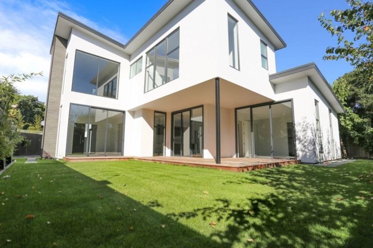 Photo of property in 48 Balrudry Street, Avonhead, Christchurch, 8042