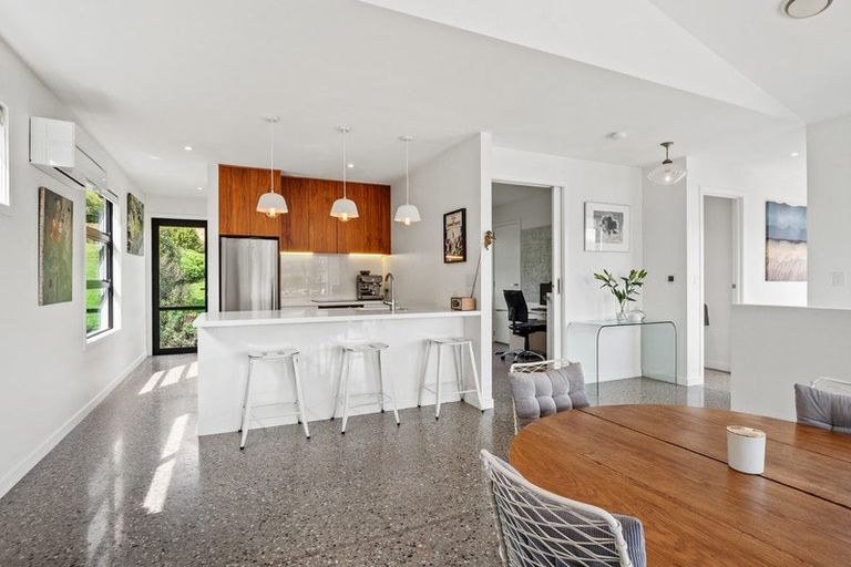 Photo of property in 11 Mckellar Drive, Jacks Point, Queenstown, 9371