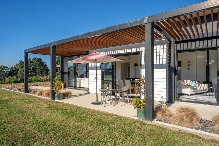 Photo of property in 9 Kristin Place, Manakau, Levin, 5573