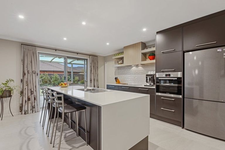 Photo of property in 4 Churchill Drive, Rangiora, 7400