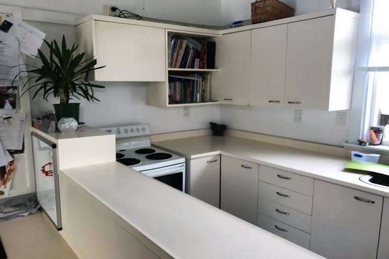 Photo of property in 37 Darvel Street, Riccarton, Christchurch, 8011