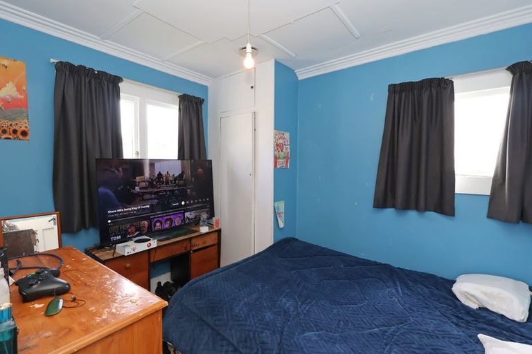 Photo of property in 23 Nichol Street, Heidelberg, Invercargill, 9812