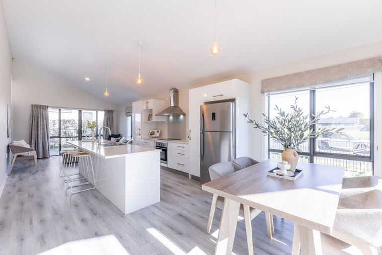 Photo of property in 3/4 Shakespeare Avenue, Enderley, Hamilton, 3214