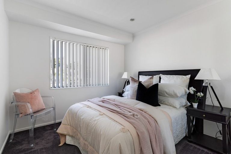 Photo of property in 8 Lowburn Place, Clover Park, Auckland, 2019