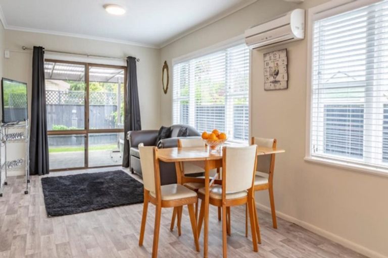 Photo of property in 37 Herbert Road, Queenwood, Hamilton, 3210