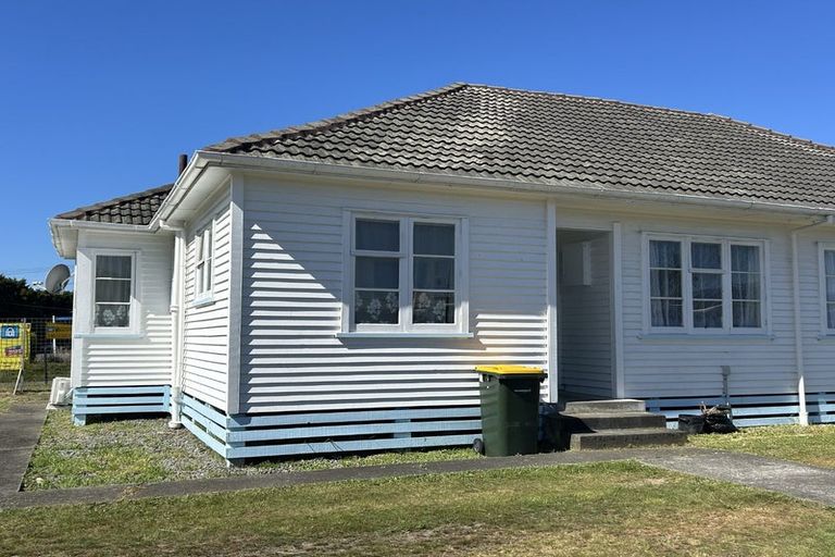 Photo of property in 2/44 Cambridge Street, Levin, 5510