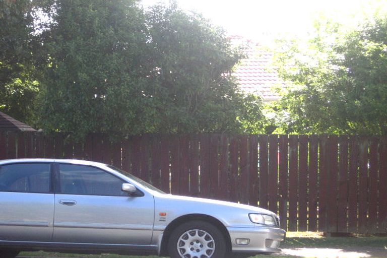 Photo of property in 2/143 Shakespeare Road, Milford, Auckland, 0620