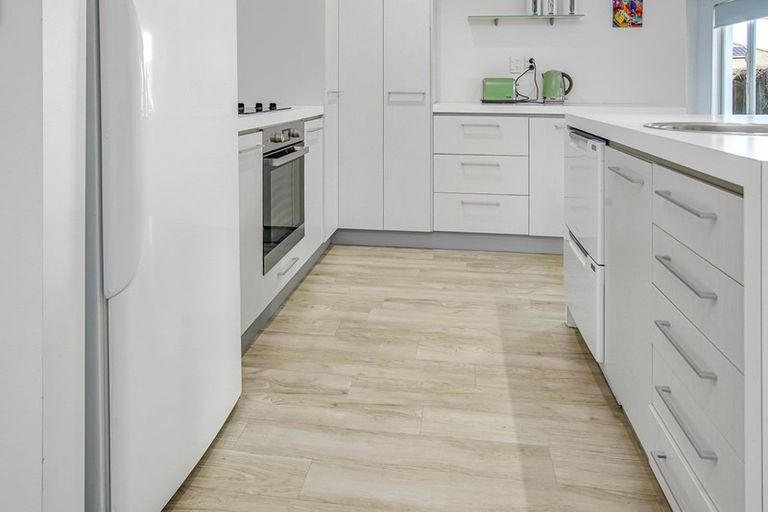 Photo of property in 18 Cambelldon Crescent, Stoke, Nelson, 7011