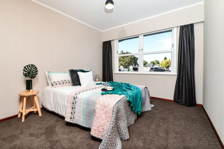 Photo of property in 1 Thorpe Street, Fairview Downs, Hamilton, 3214