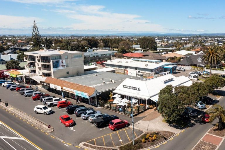 Photo of property in 1116 Papamoa Beach Road, Papamoa Beach, Papamoa, 3118