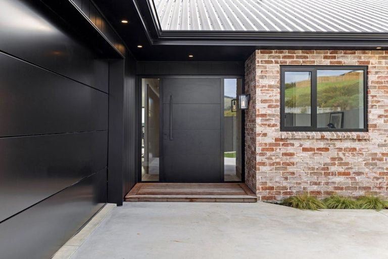 Photo of property in 29 Tuscany Way, Fitzherbert, 4410