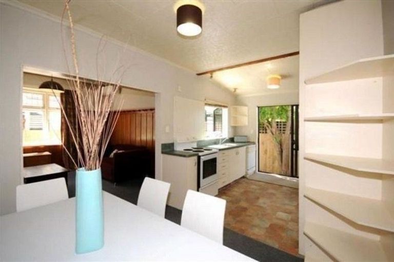 Photo of property in 304a Ferry Road, Waltham, Christchurch, 8011