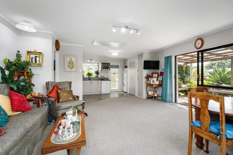 Photo of property in 4a Otto Road, Waihi Beach, 3611