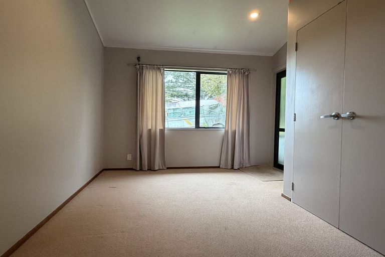 Photo of property in 18 Top Road, Dairy Flat, Albany, 0792