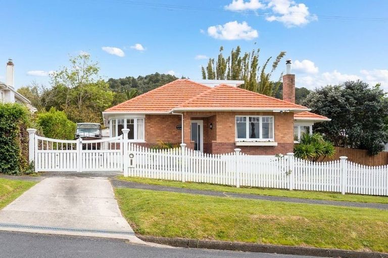 Photo of property in 94 Fourth Avenue, Woodhill, Whangarei, 0110
