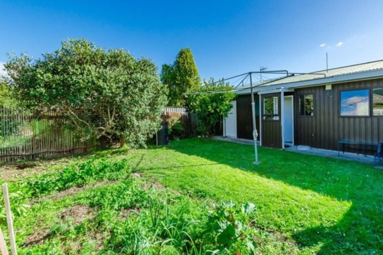 Photo of property in 70 Belvedere Avenue, Waikanae, 5036