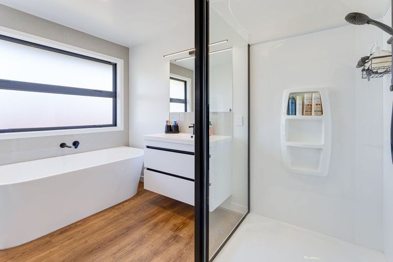 Photo of property in 58 Katania Heights, Brightwater, 7022