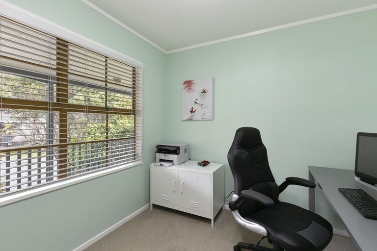 Photo of property in 51 Cambrian Street, Churton Park, Wellington, 6037