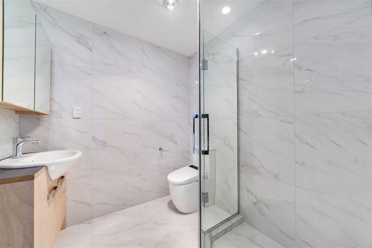 Photo of property in 6/2 Wood Street, Papakura, 2110