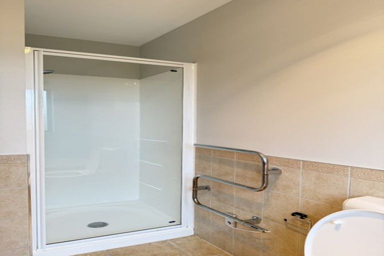 Photo of property in 38 Maypark Crescent, Flat Bush, Auckland, 2016