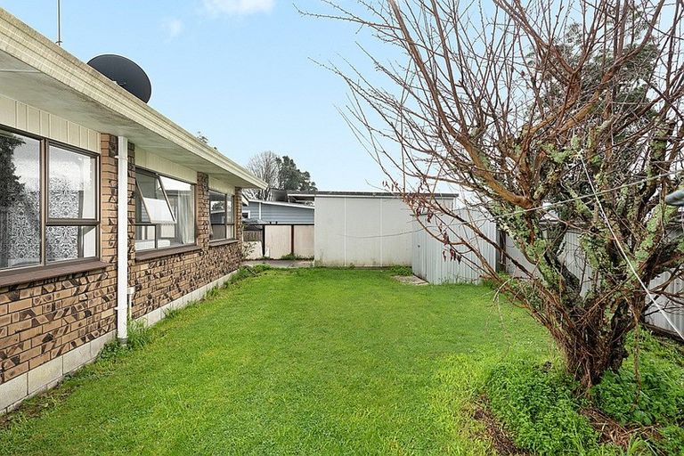 Photo of property in 12b Hastings Street, Te Puke, 3119