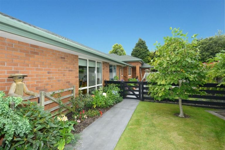 Photo of property in 36 Merrin Street, Avonhead, Christchurch, 8042