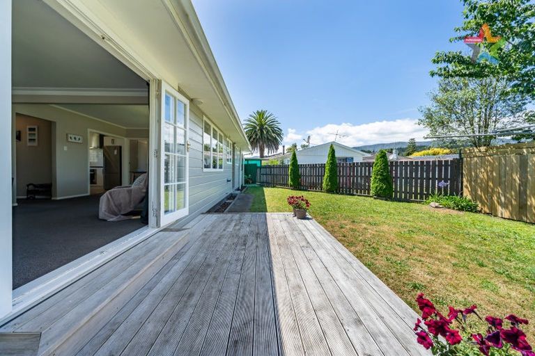Photo of property in 3 Snell Grove, Clouston Park, Upper Hutt, 5018