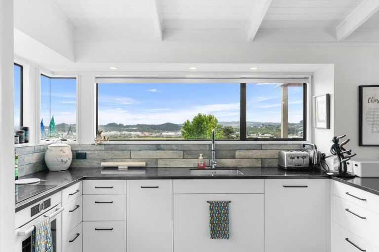 Photo of property in 23 Tanekaha Drive, Parahaki, Whangarei, 0112