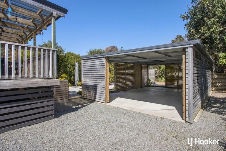Photo of property in 44 Hillview Road, Waihi Beach, 3611