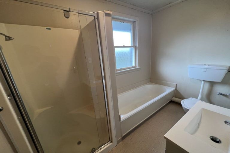 Photo of property in 293-295 Park Road, Hokowhitu, Palmerston North, 4410