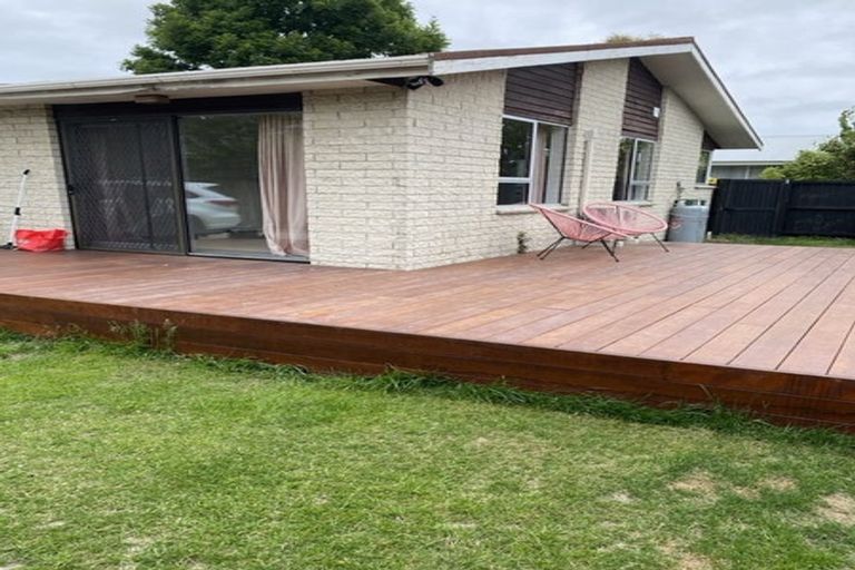 Photo of property in 1/104 Picton Avenue, Riccarton, Christchurch, 8011