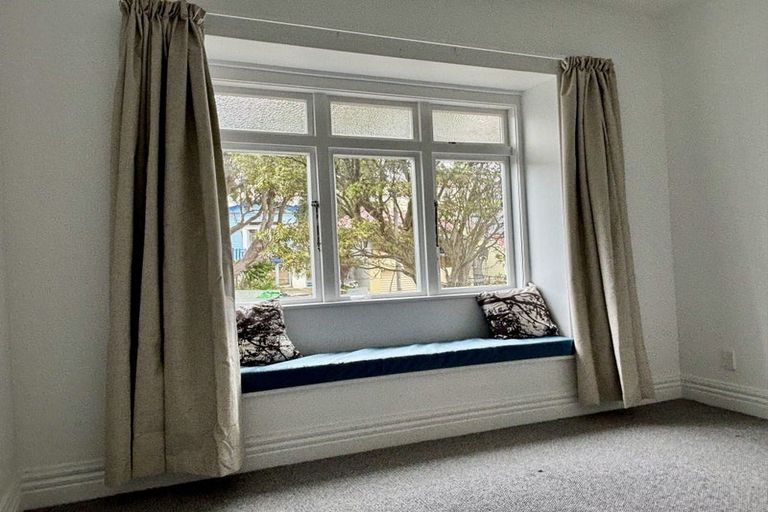 Photo of property in 42 Hohiria Road, Hataitai, Wellington, 6021