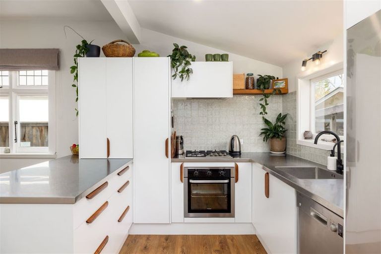 Photo of property in 47 Mayfield Avenue, Mairehau, Christchurch, 8013