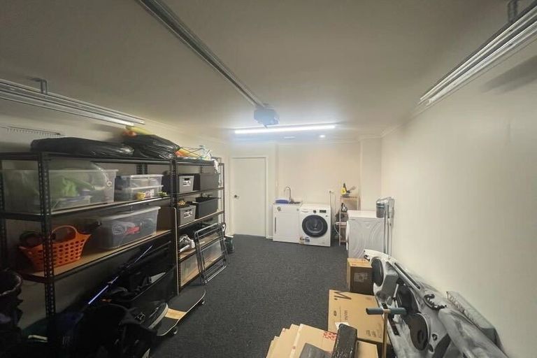 Photo of property in 17 Seafarer Crescent, Stanmore Bay, Whangaparaoa, 0932