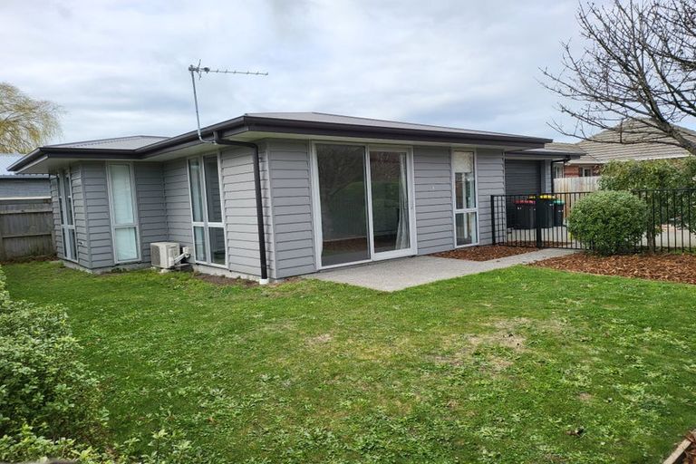 Photo of property in 100 Willryan Avenue, New Brighton, Christchurch, 8083