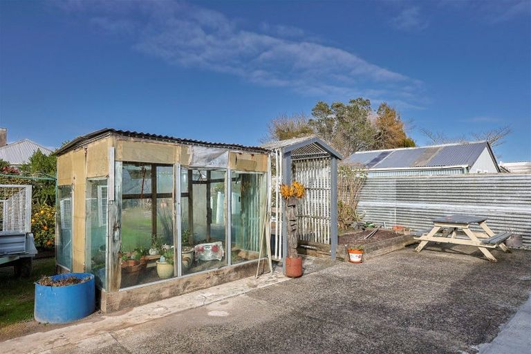 Photo of property in 60 Wakefield Street, Westport, 7825