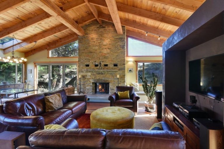 Photo of property in 11 Rapley Close, Arrow Junction, Queenstown, 9371