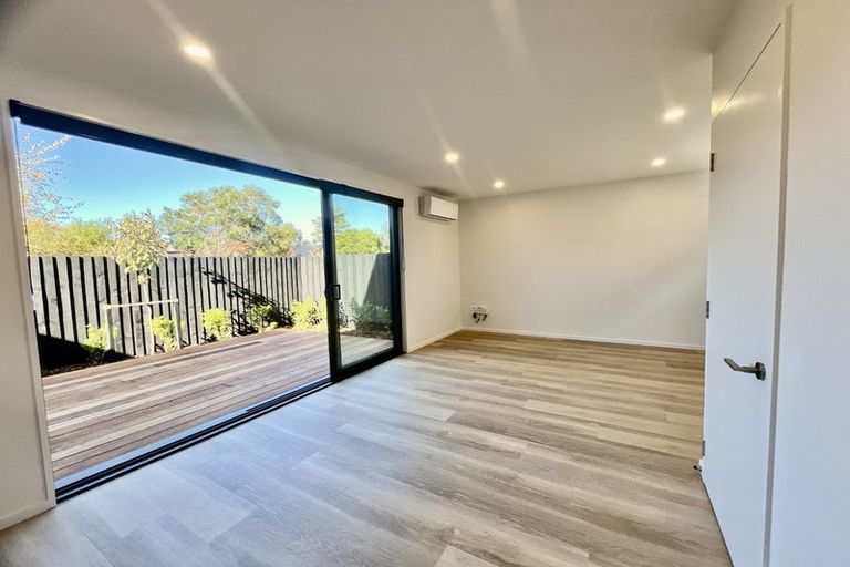 Photo of property in 5/10 Surrey Street, Linwood, Christchurch, 8062