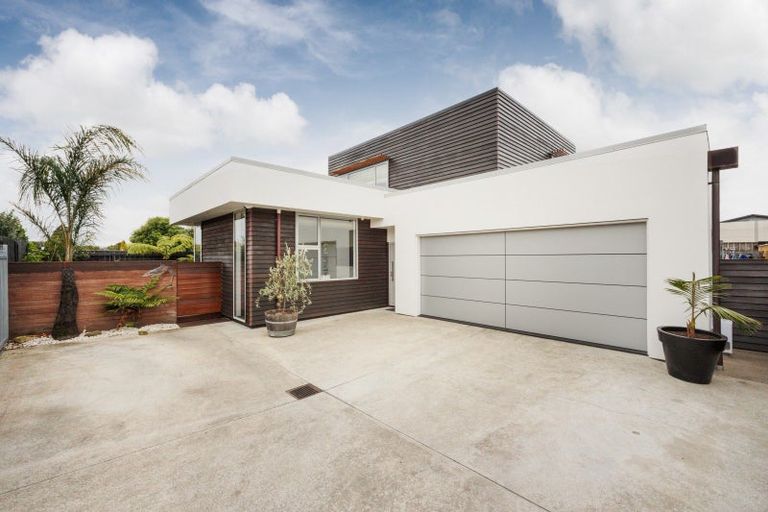 Photo of property in 172 Park Road, West End, Palmerston North, 4410