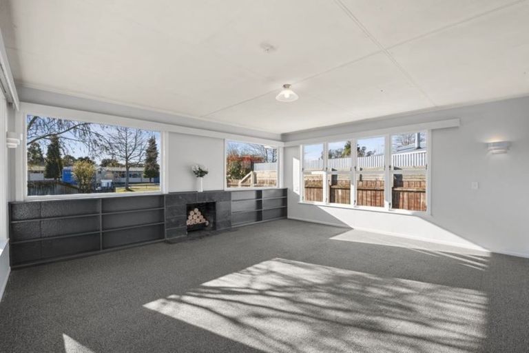 Photo of property in 86 Invergarry Road, Hilltop, Taupo, 3330