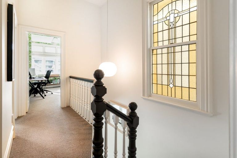 Photo of property in 54 Majoribanks Street, Mount Victoria, Wellington, 6011