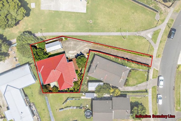 Photo of property in 30a Holland Street, Pukekohe, 2120