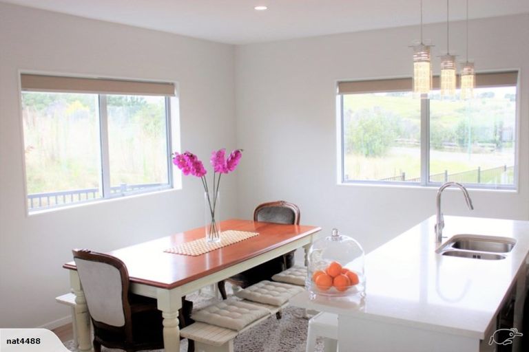 Photo of property in 35 Kaipuke Crescent, Gulf Harbour, Whangaparaoa, 0930