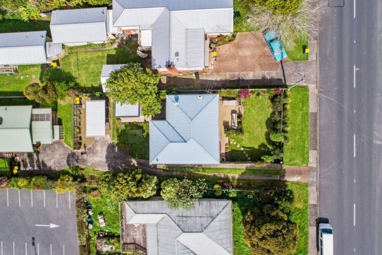 Photo of property in 1/56 Glendale Road, Glen Eden, Auckland, 0602