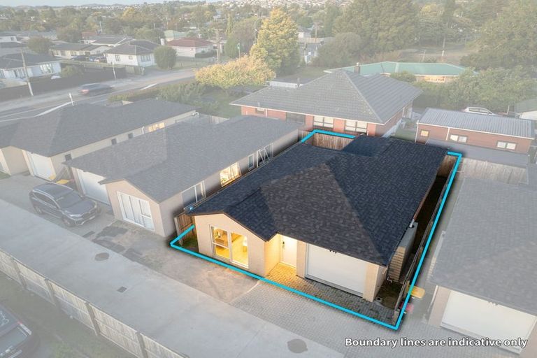 Photo of property in 61c Settlement Road, Papakura, 2110