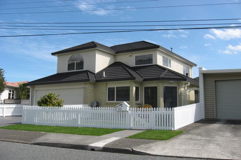 Photo of property in 1/295 Riverside Drive, Waterloo, Lower Hutt, 5011