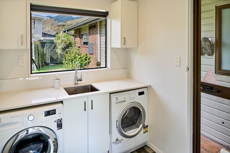 Photo of property in 23 Mcenroe Grove, Naenae, Lower Hutt, 5011